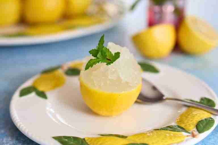 Easy Lemon Granita: Refreshing Italian Lemon Ice